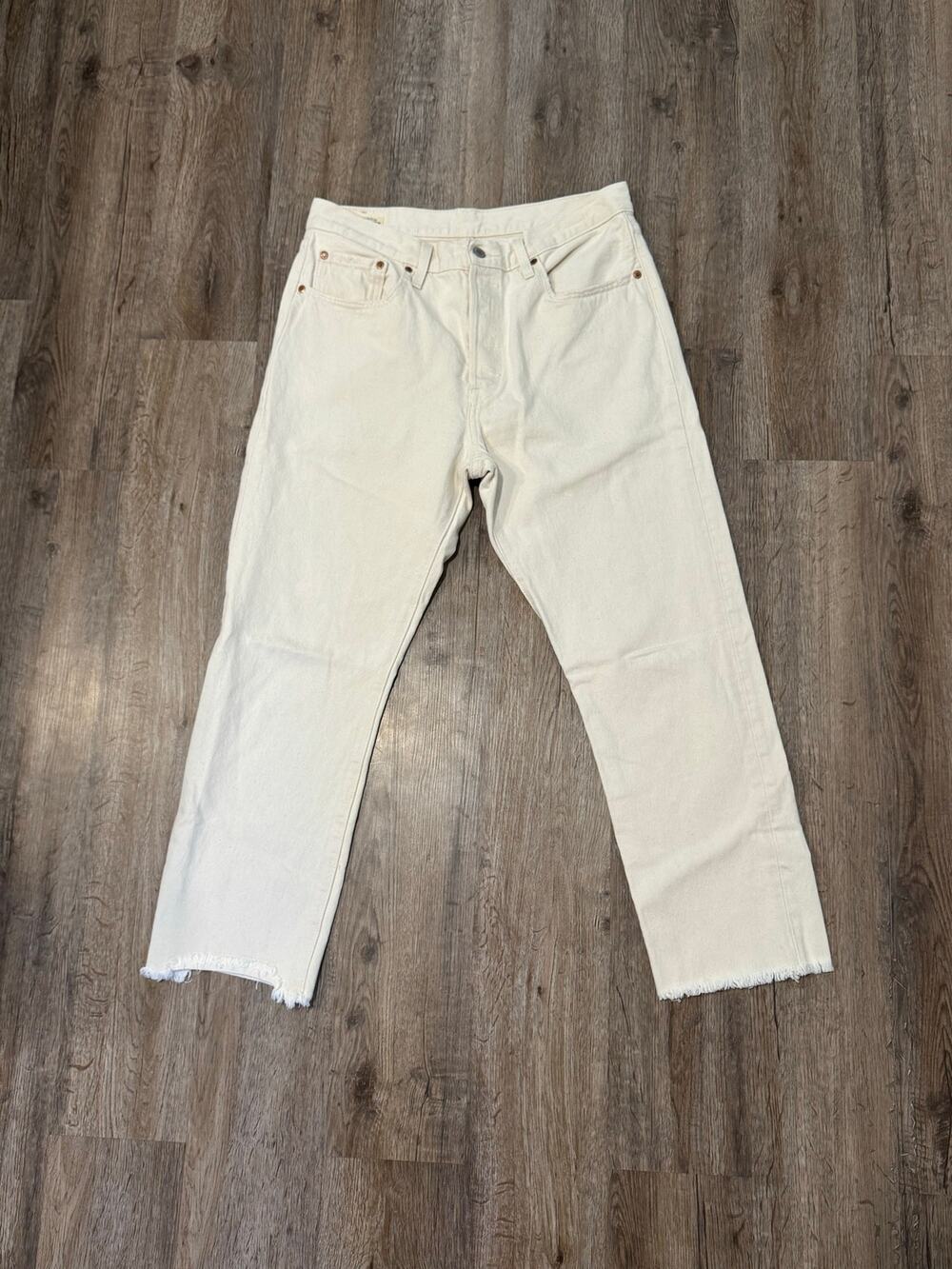 Levi's Women's 501 Original Fit Cropped Jeans Size 30